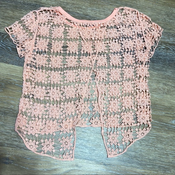 DELIA'S CROCHET TOP, SPLIT BACK, THINK BATHING SUIT COVER-UP, PEACH, SIZE S - Picture 5 of 9